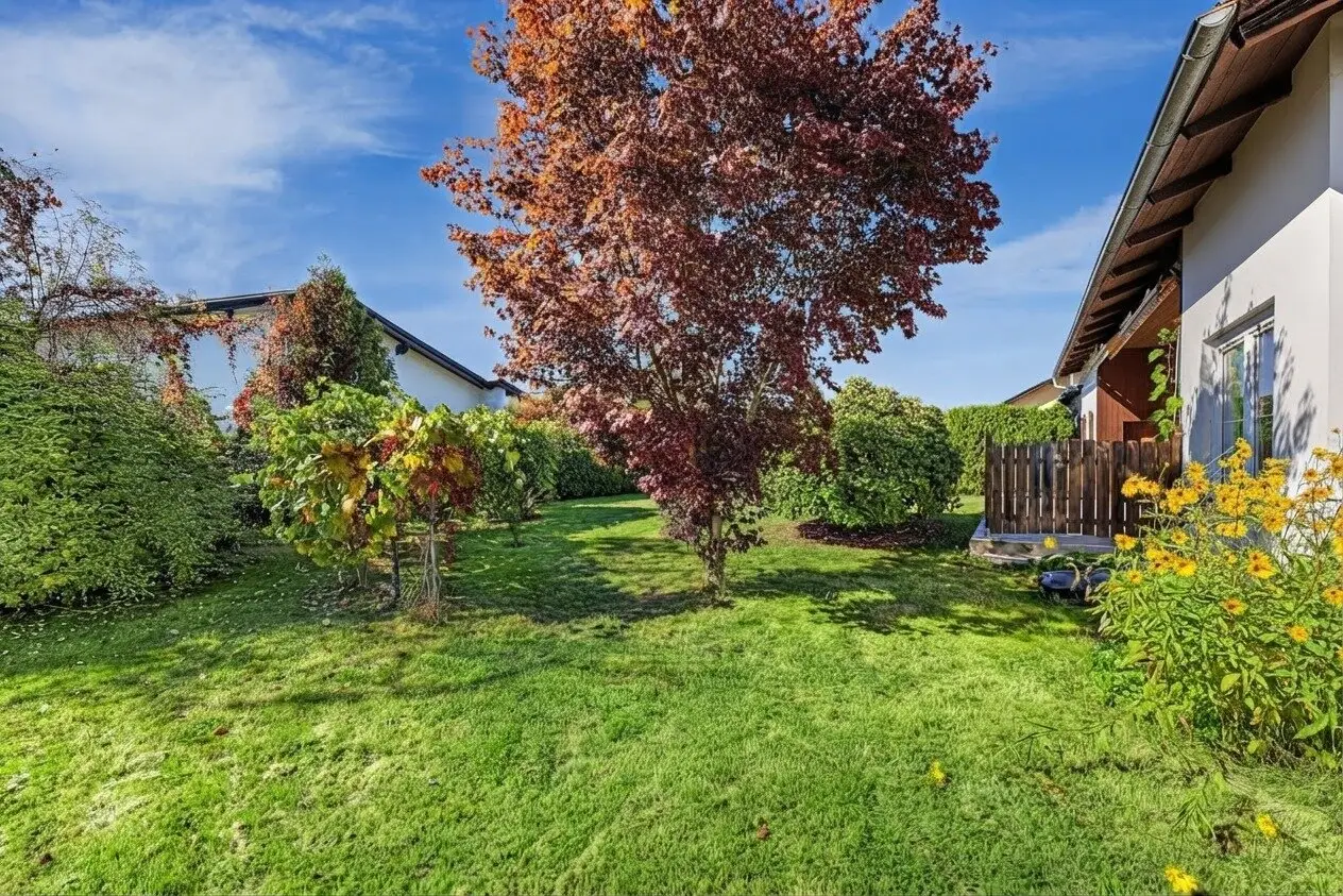 Bungalow mit großem Garten und viel Gestaltungspotenzial in ruhiger Lage