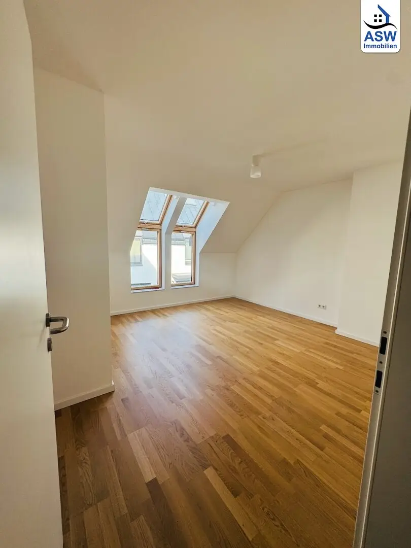 Top - Modern townhouse-style 4-room maisonette apartment spread over 3 floors with garden terrace in Floridsdorf