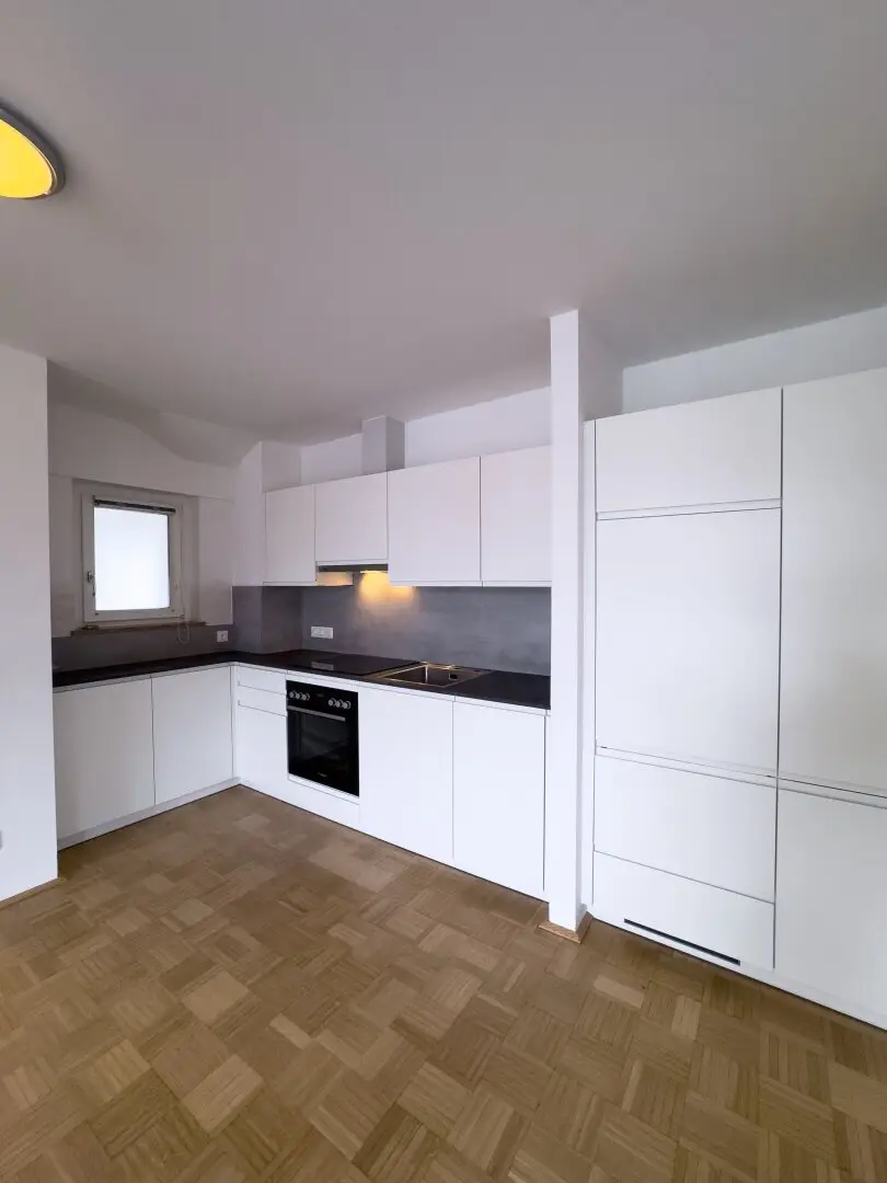 CHARMANTE 2-ZIMMER-WOHNUNG MIT BALKON