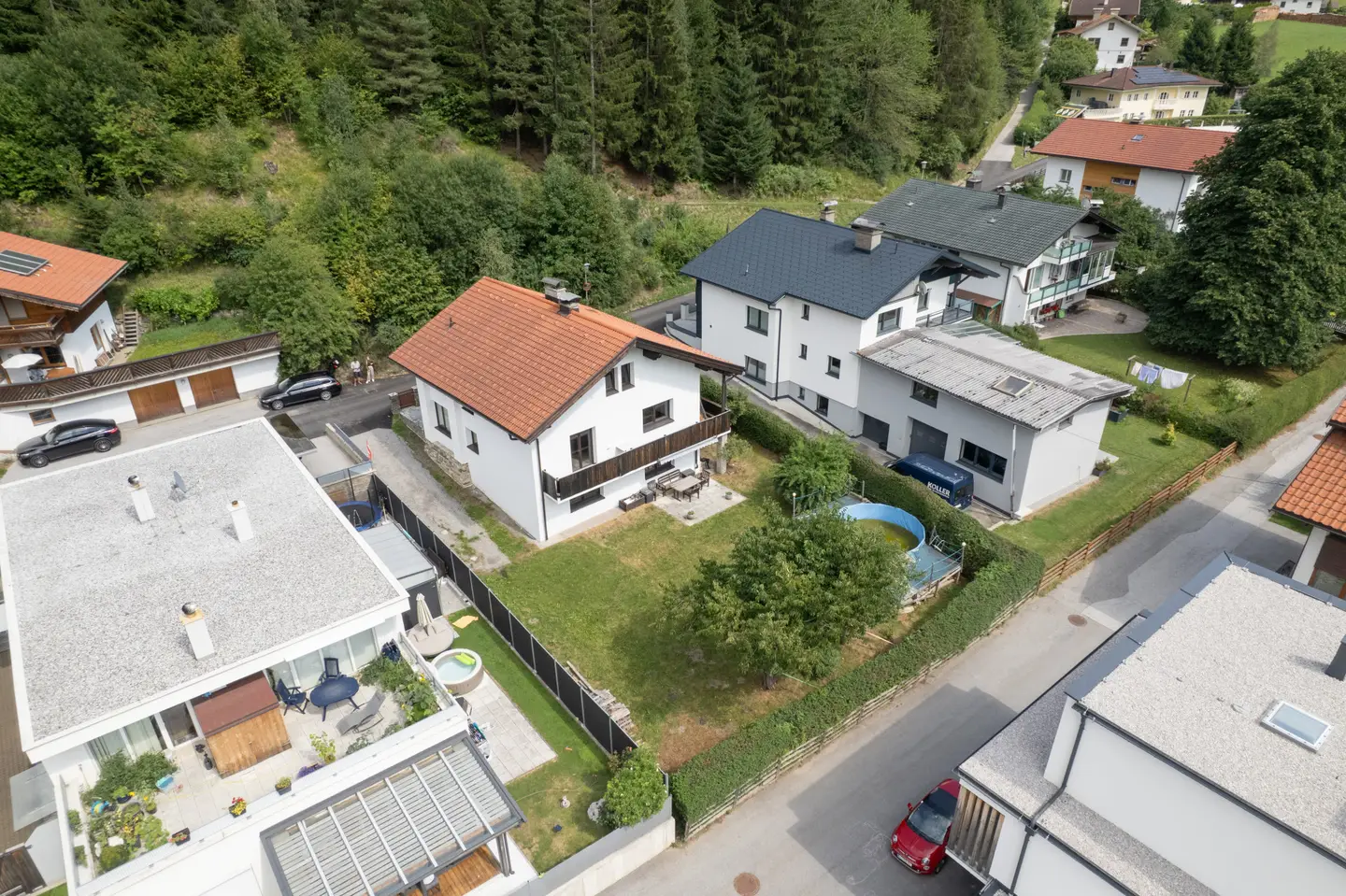 Gepflegte familienwohnung mit großem Garten