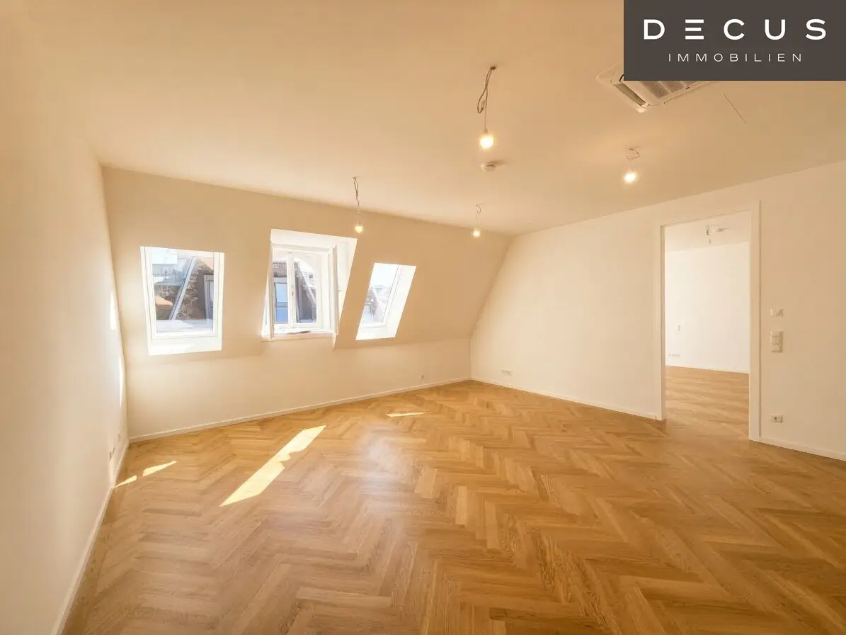 Exclusive first occupancy after renovation | 4 rooms | air conditioning | high-quality fittings | inner city location