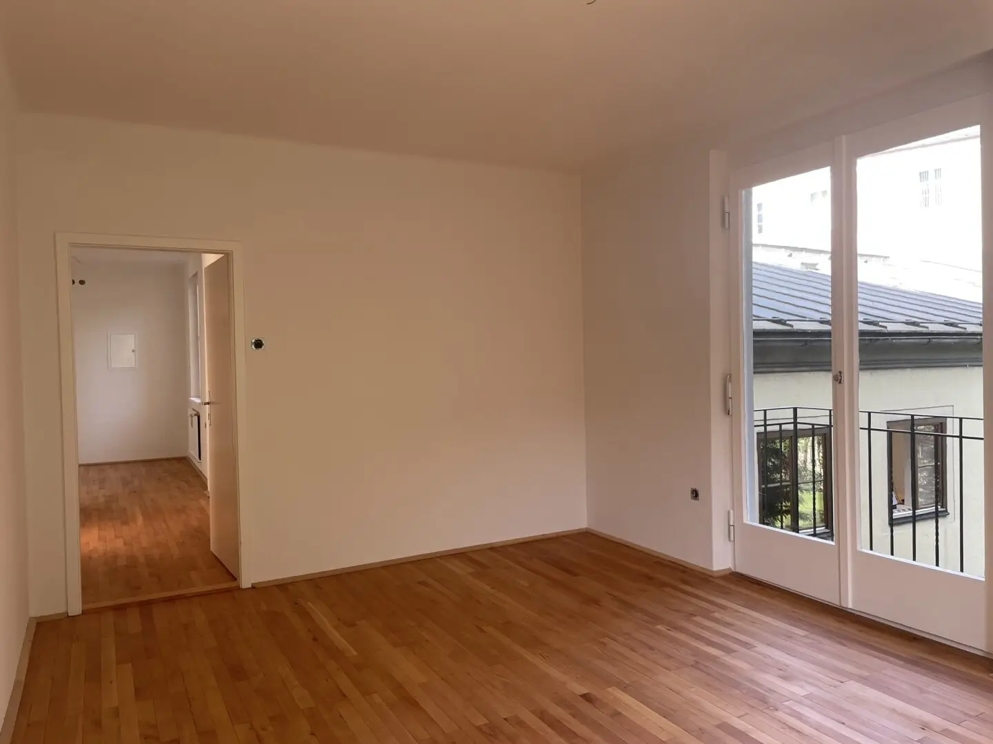 Helle 3-Zimmer-Altstadtwohnung am Papagenoplatz