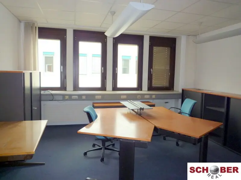 OFFICE 1.5 rooms - € 485 total rent incl. heating, electricity