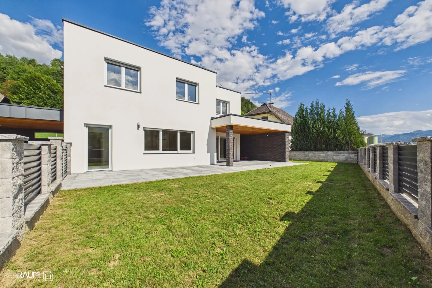 ANGEBOTSVERFAHREN: Hochwertiges Einfamilienhaus in Millstätter-See-Nähe