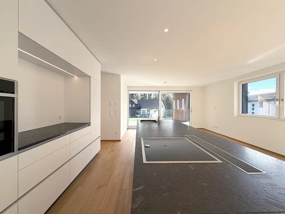 Ruhige Wohnung nahe Bodensee mit großem Balkon