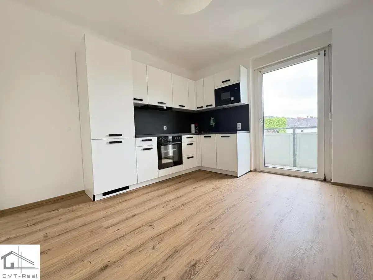 Schöne 3-Zi-Wohnung mit Balkon - Perfekt für WG