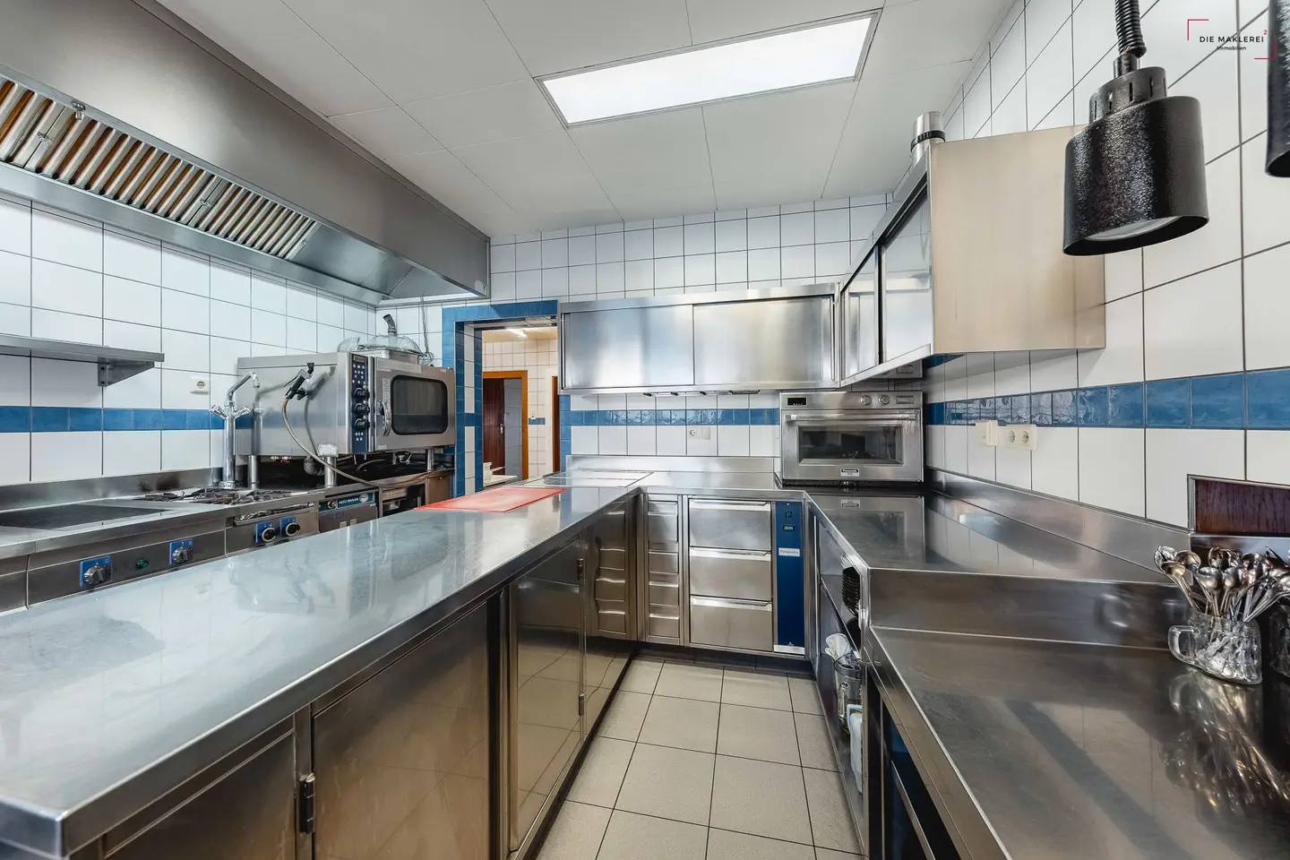 Wohnung im Ensemble mit voll ausgestatteter Gastronomie