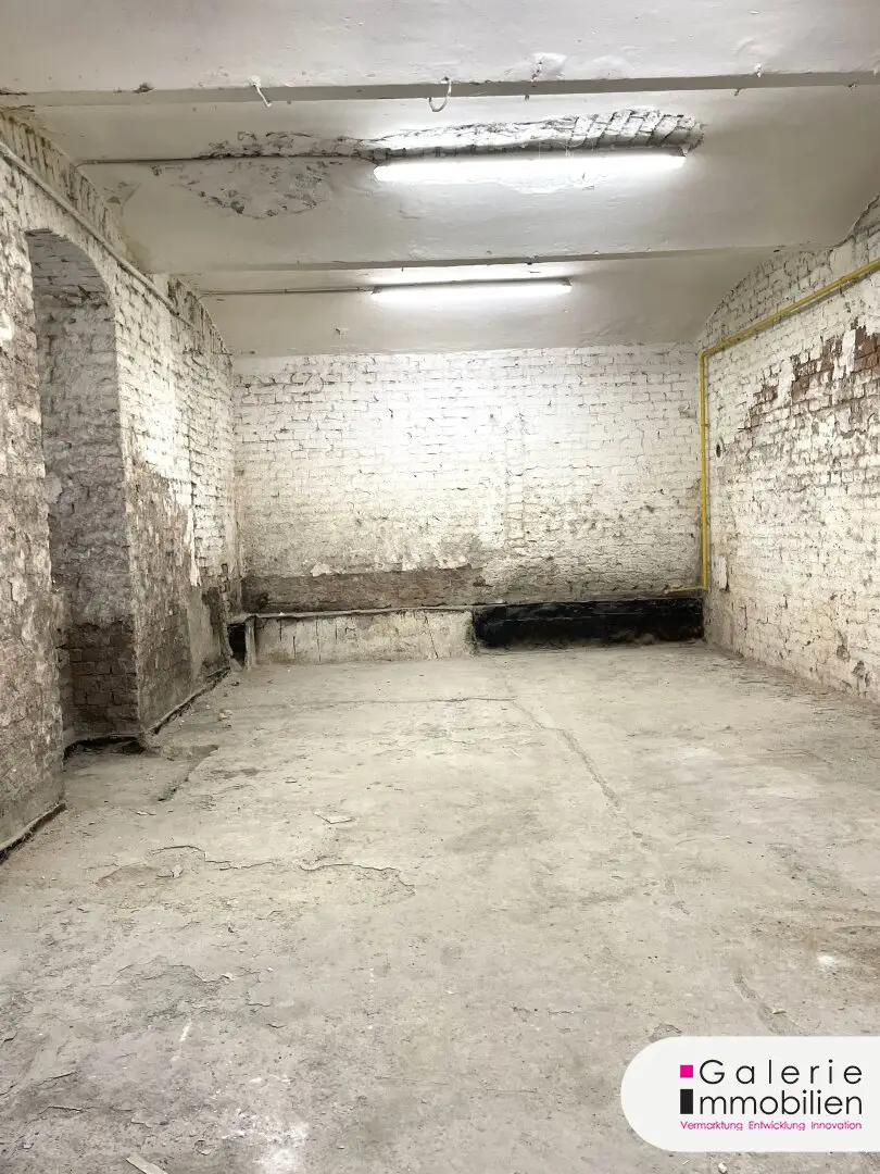 Studio/Warehouse at Karmelitermarkt