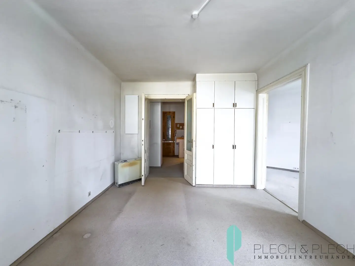 ALTBAU MIT POTENZIAL | 2 Zimmer | ca. 58m² | Erdgeschoss | Ost-Ausrichtung