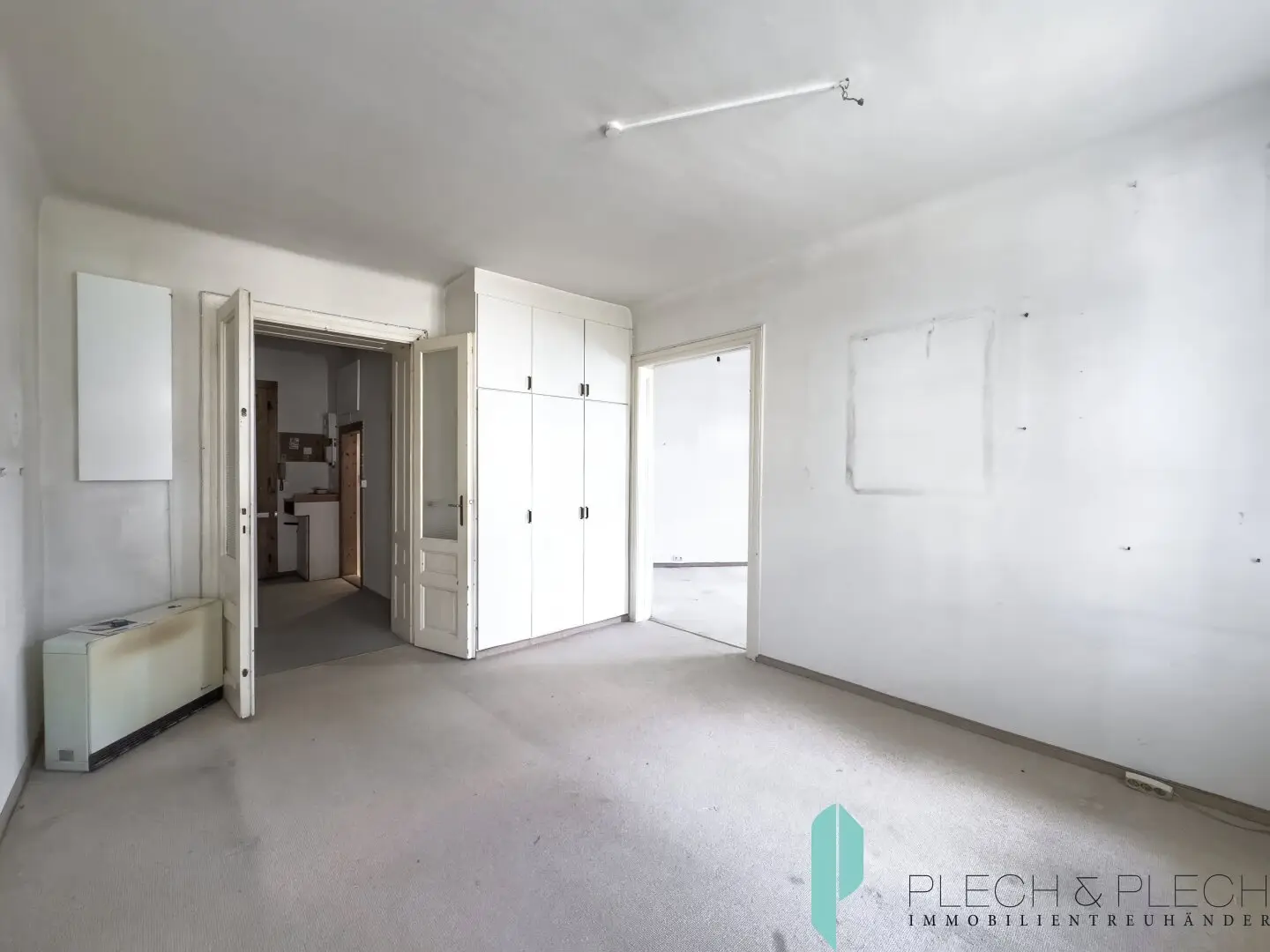 ALTBAU MIT POTENZIAL | 2 Zimmer | ca. 58m² | Erdgeschoss | Ost-Ausrichtung