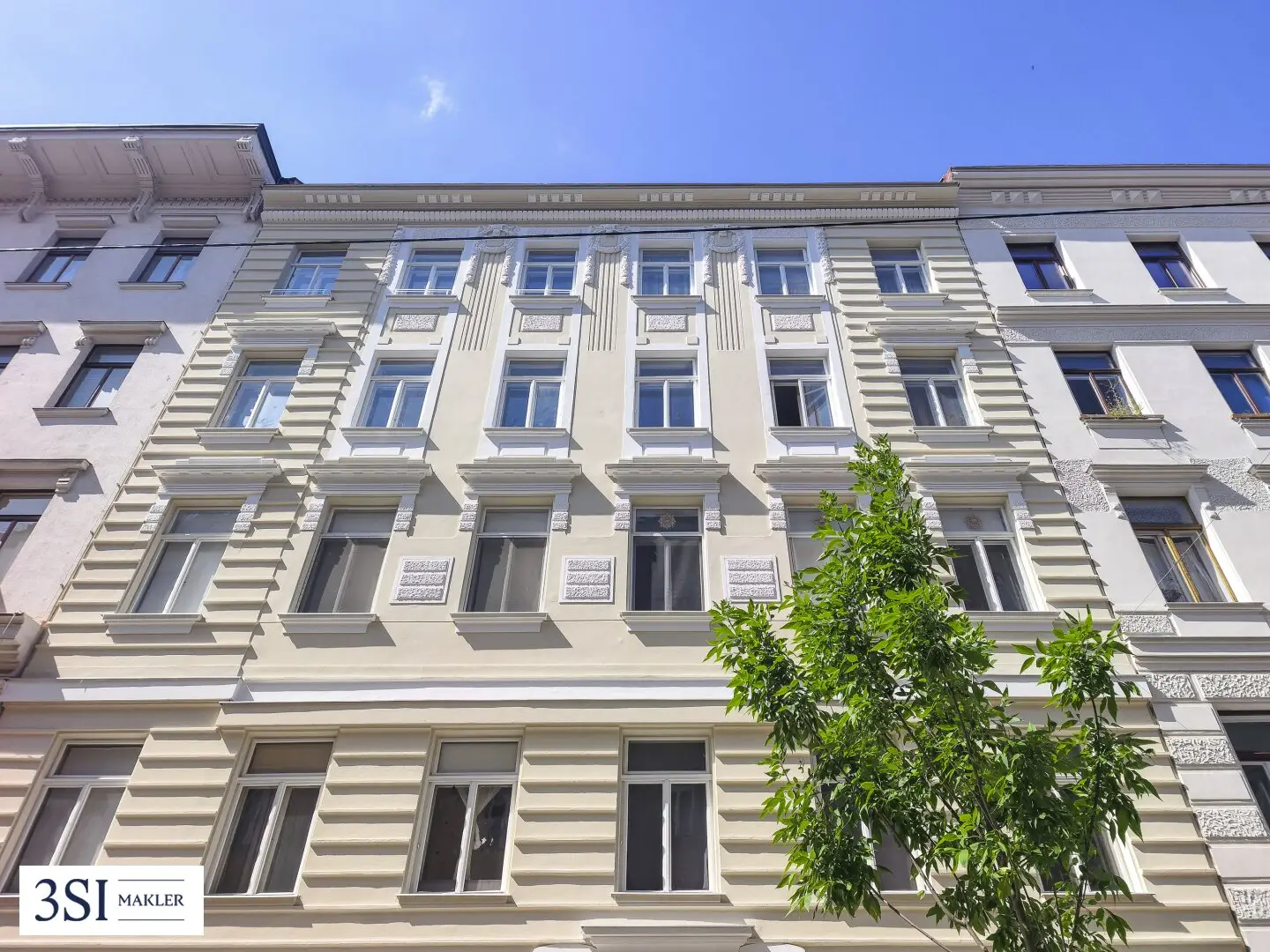 Stilvoll wohnen im Altbau – 2 Zimmer mit klassischem Charme
