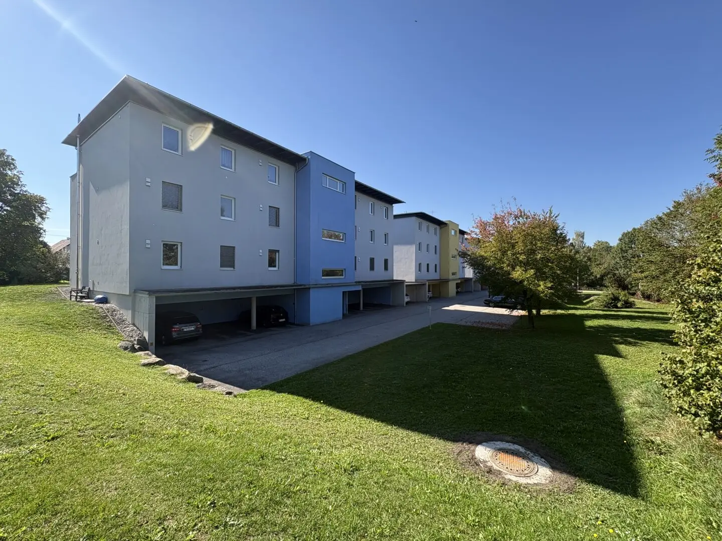 2-Zimmer-Wohnung mit großzügiger Loggia und Carport in Eberschwang