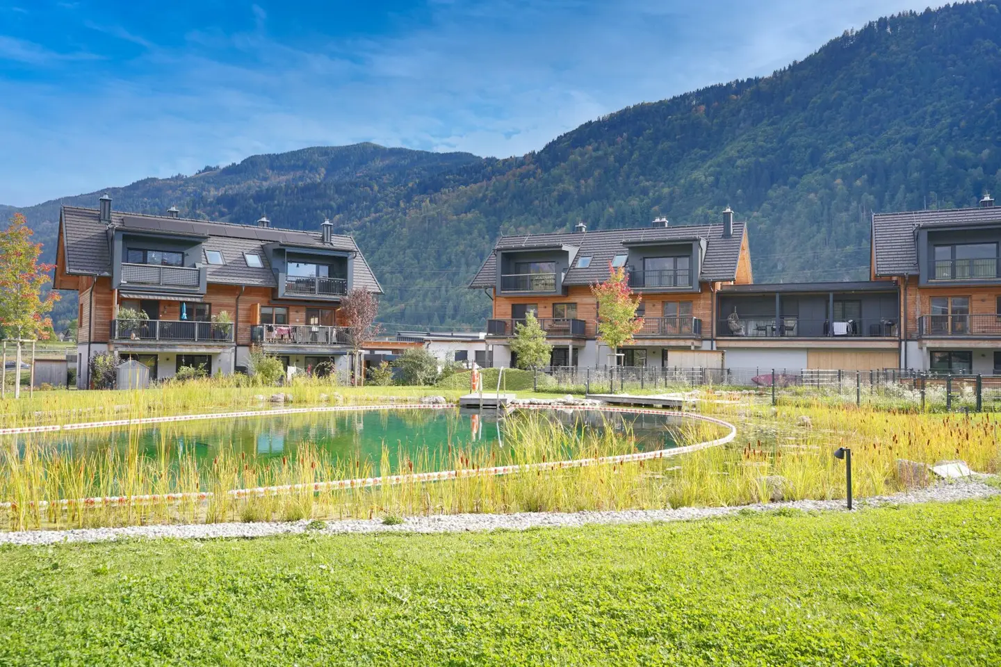 Wohnen wie im Urlaub - Gartenwohnung mit Naturbadeteich in Pöckau