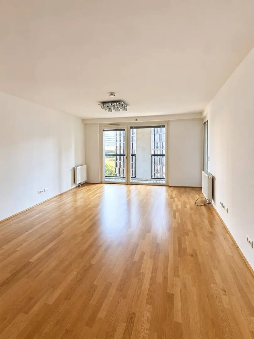 Modernes 3-Zimmer-Apartment in DC Living mit Balkon, Garage, Fitness &amp; Sauna - UNO CITY