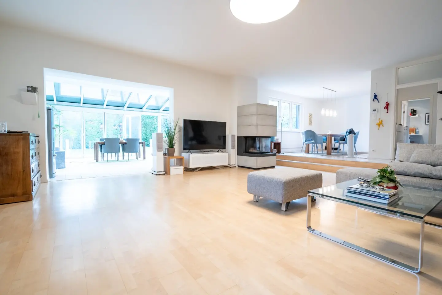 6-Zi. Einfamilienhaus in Maria Enzersdorf mit Garten, Garage &amp; 2 Terrassen!