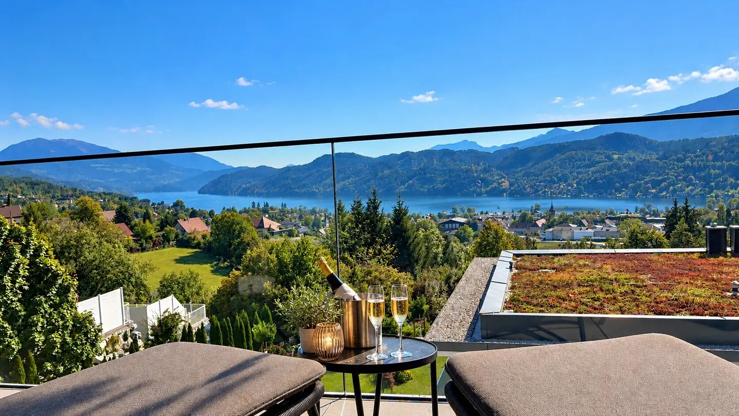 THE BEAUTY OF MILLSTÄTTER SEE BEFORE YOUR EYES. FEEL THE FREEDOM OF AN EXTRAORDINARY PENTHOUSE