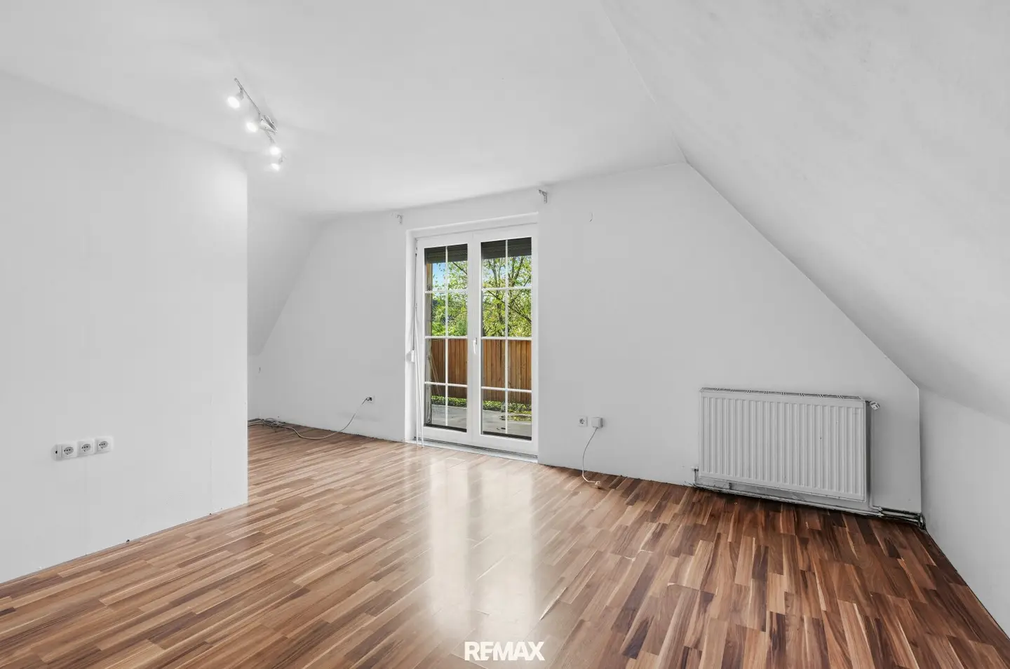 Great house 4 rooms garden