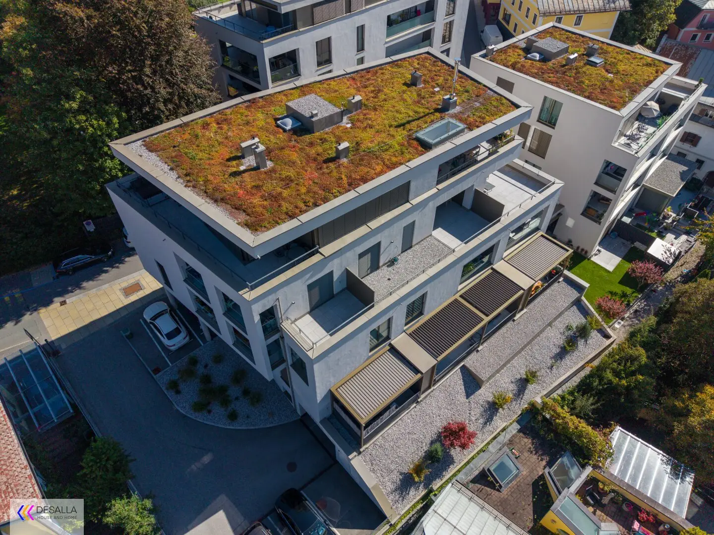 Moderne Wohnung in zentraler Lage mit Tiefgarage Terrasse und Bergblick mitten im Zentrum - Baujahr 2021