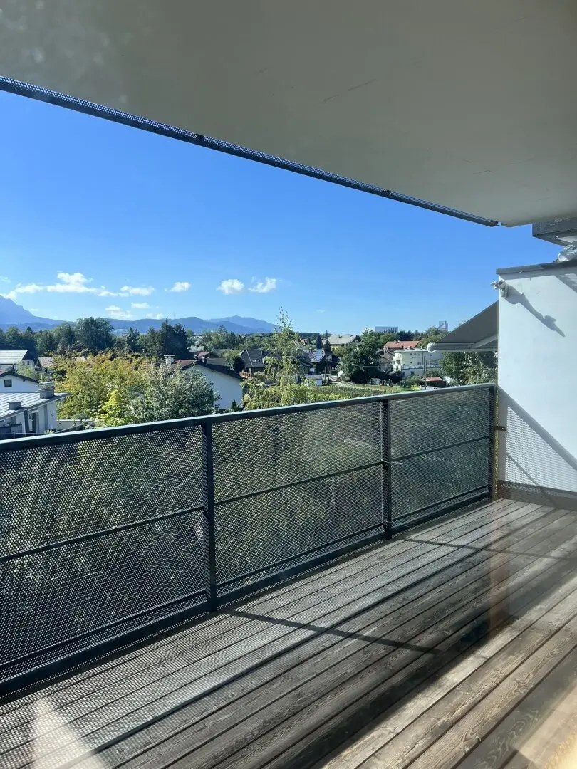 71 m² möbliert mit Bergblick und Tiefgarage