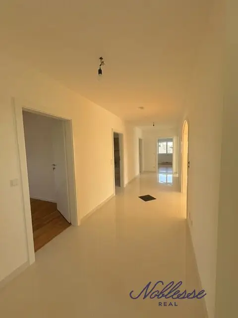 Ideal family apartment with terrace and 1 parking space with perfect transport connection to Kagran and VIC