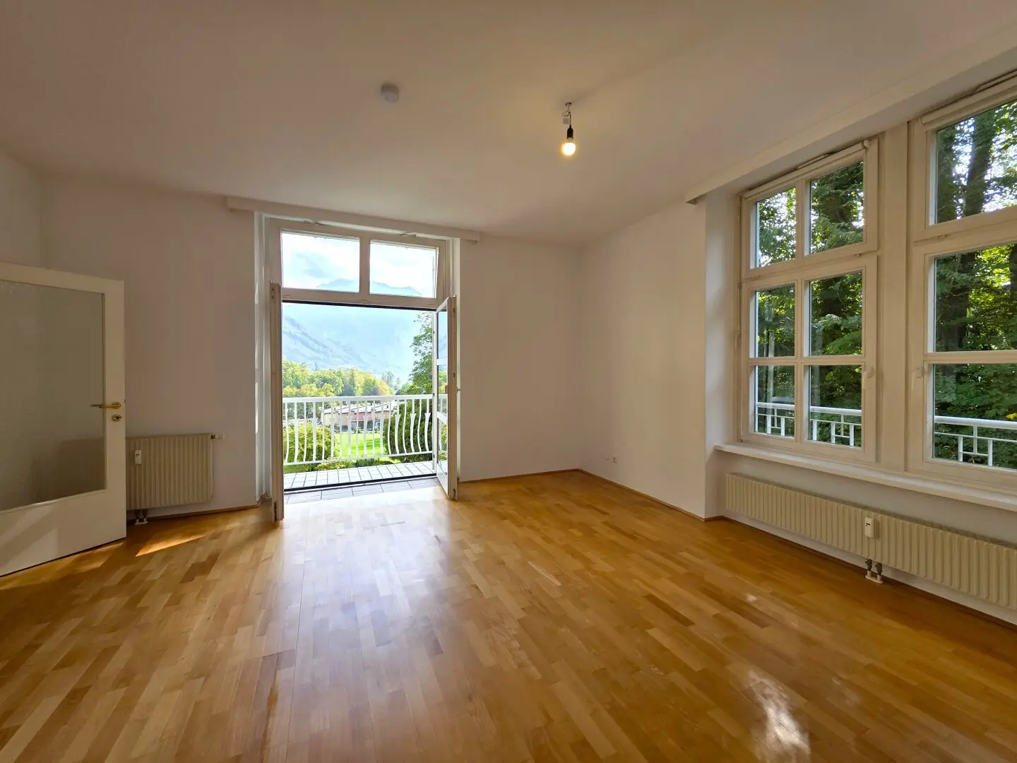 Wohnen mit Geschichte und Seeblick – einzigartige Mietwohnung in herrschaftlicher Villa