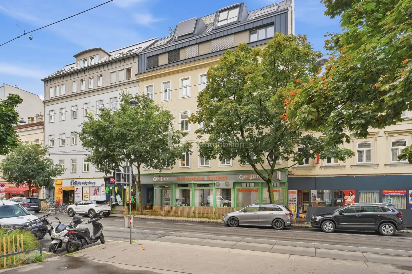 Brigittenau property | Twelve rented apartments in an investor package