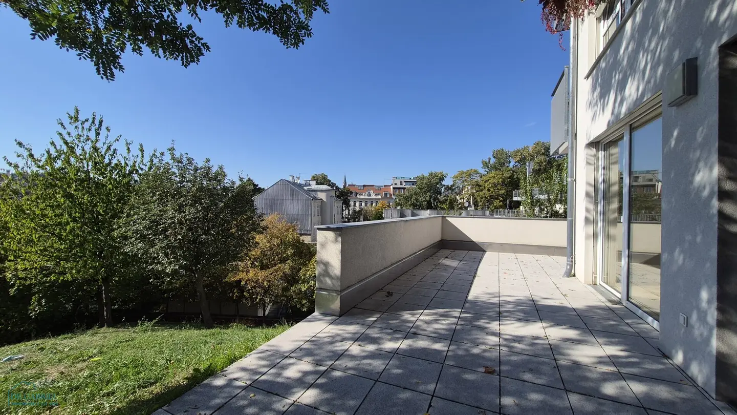 TERRASSENWOHNUNG NÄHE TÜRKENSCHANZPARK