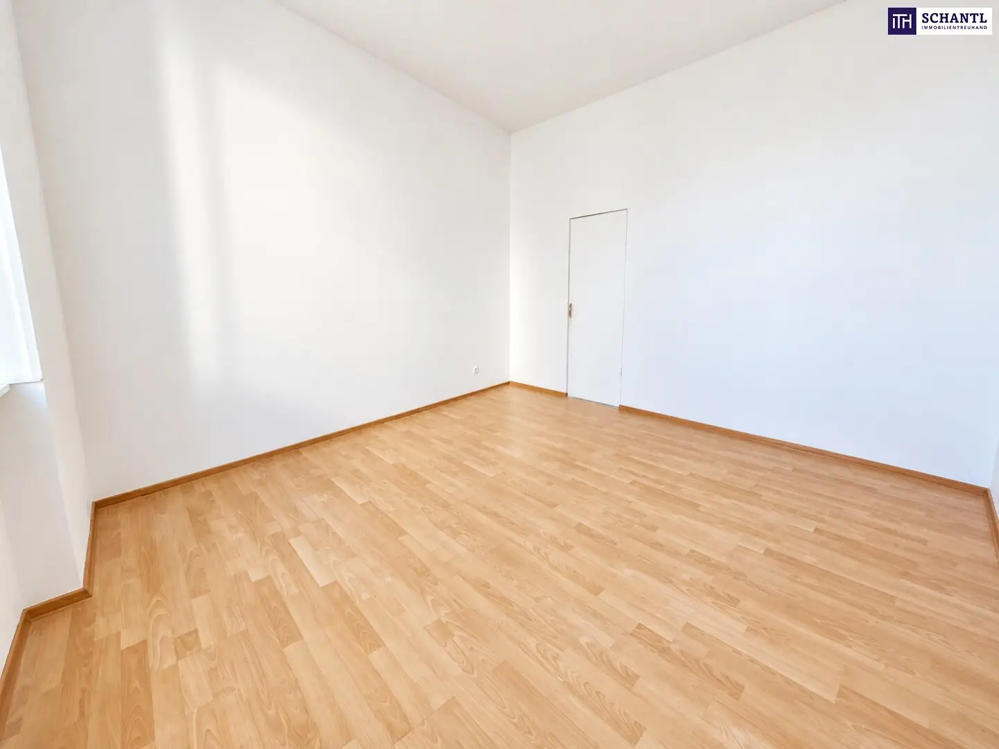 Klein anfangen. Schön ankommen. | 32 m² Altbau mit genehmigtem Balkon – EUR 119.000,- | Jetzt Besichtigung sichern!