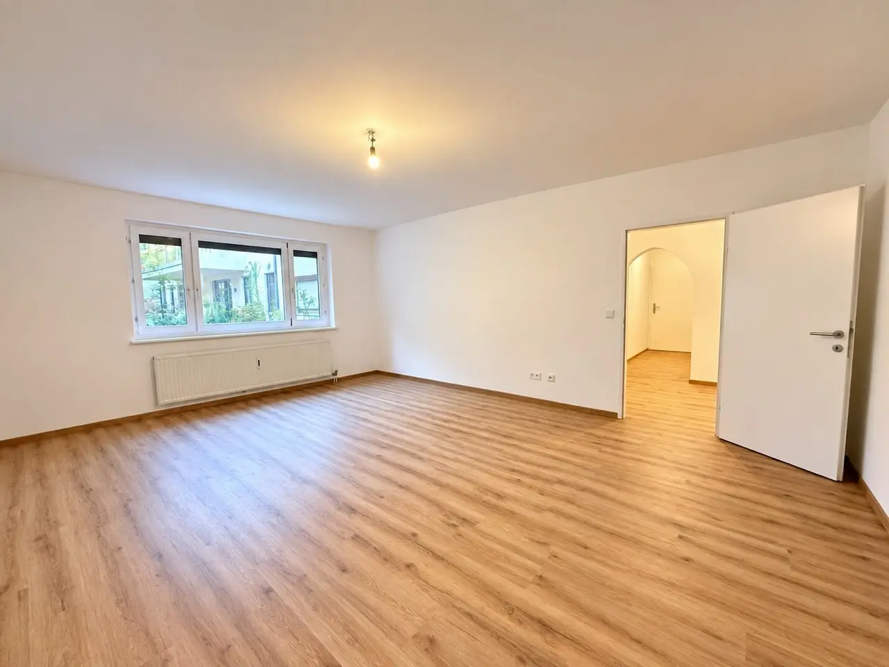 Erdgeschosswohnung hofseitig ruhig nahe Bahnhof