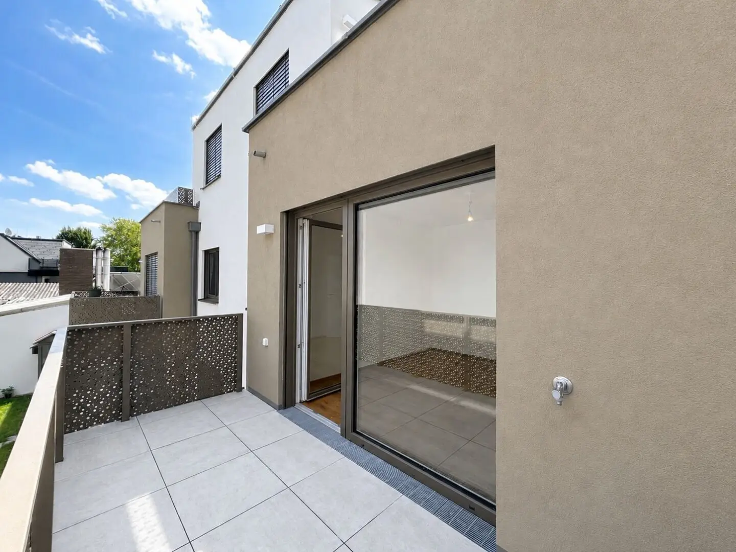 First occupancy in prime location near UNO-City &amp; Old Danube – High-quality fittings