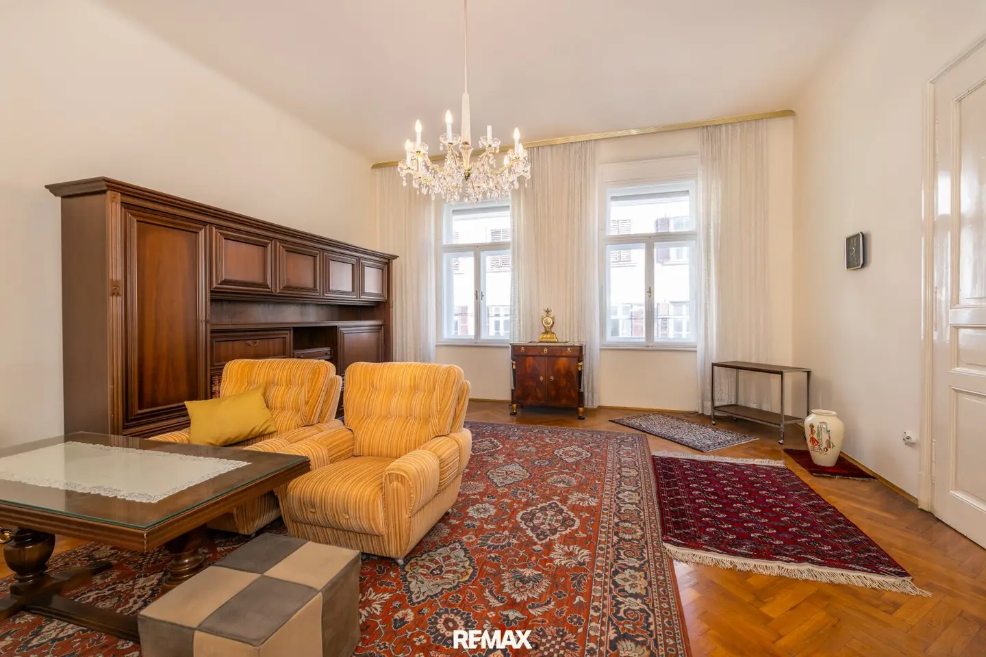 Lessingstraße: Stilaltbau mit Loggia – eine Grazer Rarität mit Raum für Ihre Ideen!