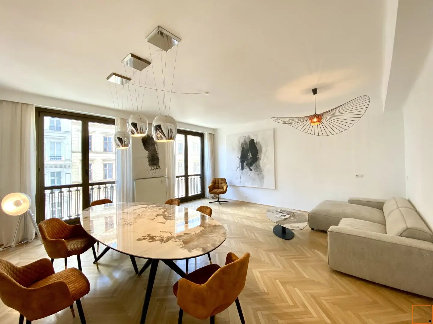 Exclusively furnished city center apartment at the Opera - Air conditioned