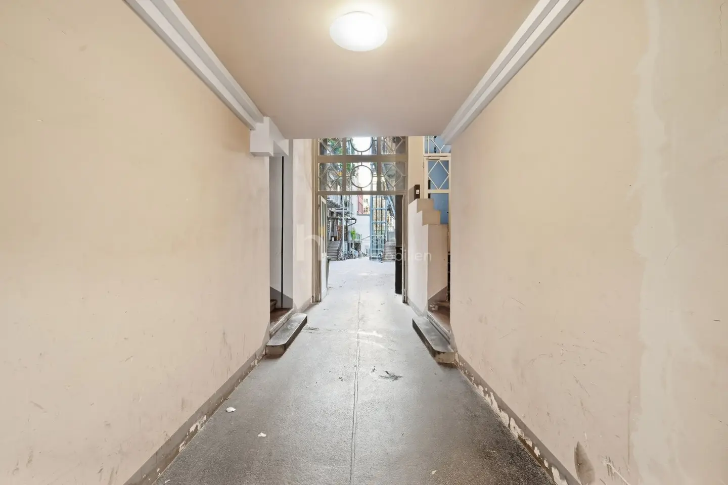 Period apartments and parking spaces in the 7th district | Individual sale