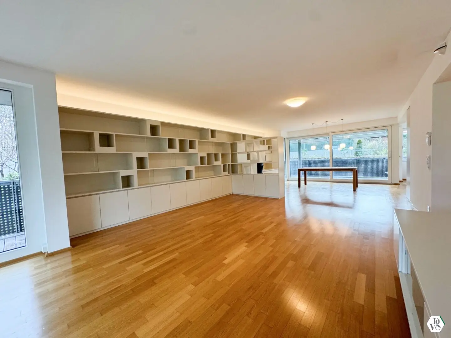 Gallitzinstraße - Lichtdurchflutete Terrassenwohnung mit Garage