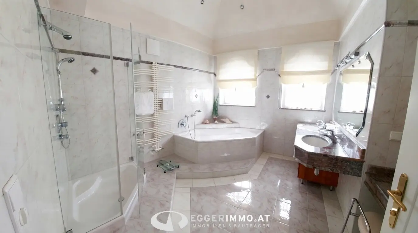 Representative property in Mittersill | Double garage, garden, mountain view, very central