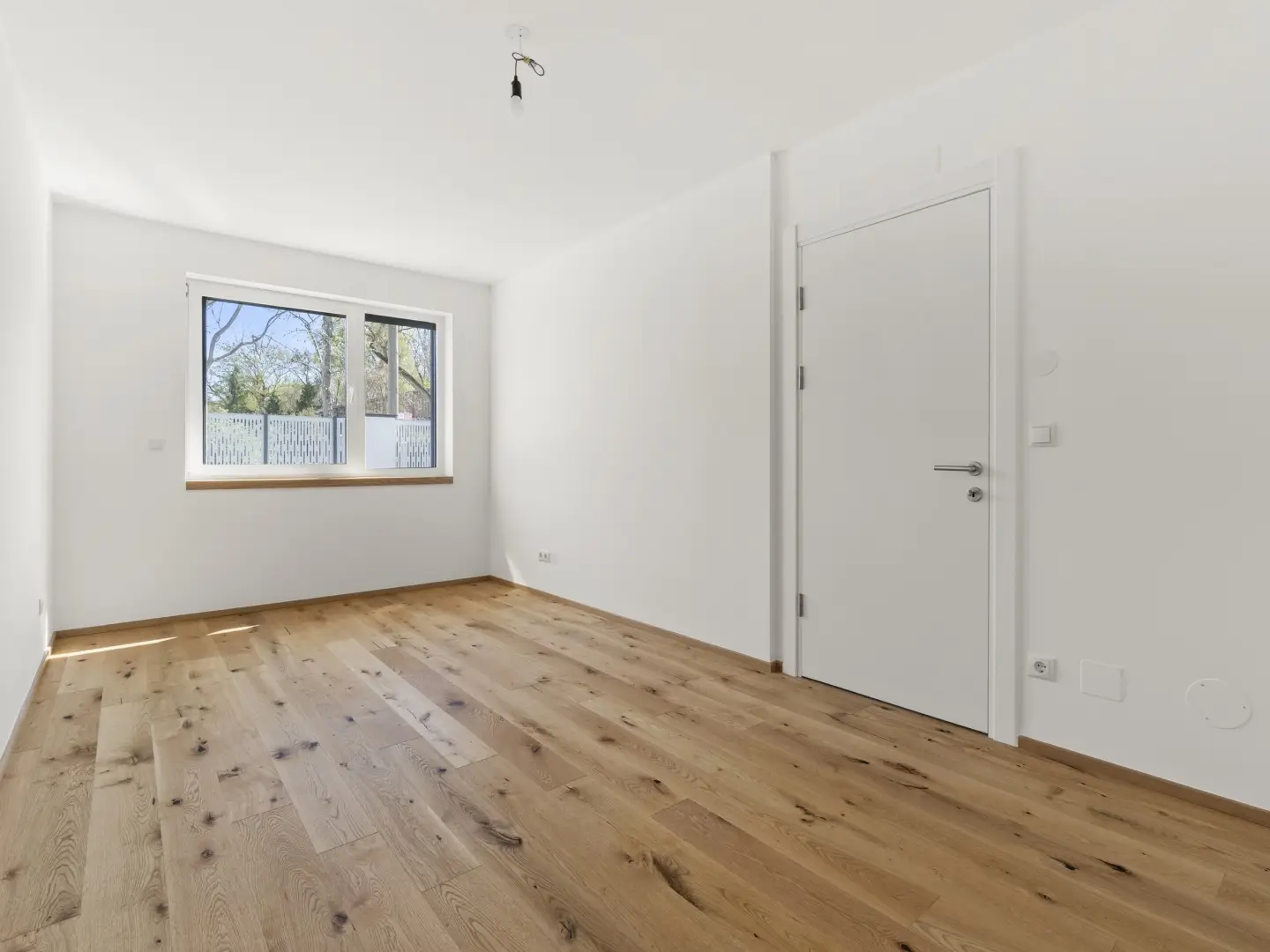Apartment with private garden and loggia near the Prater