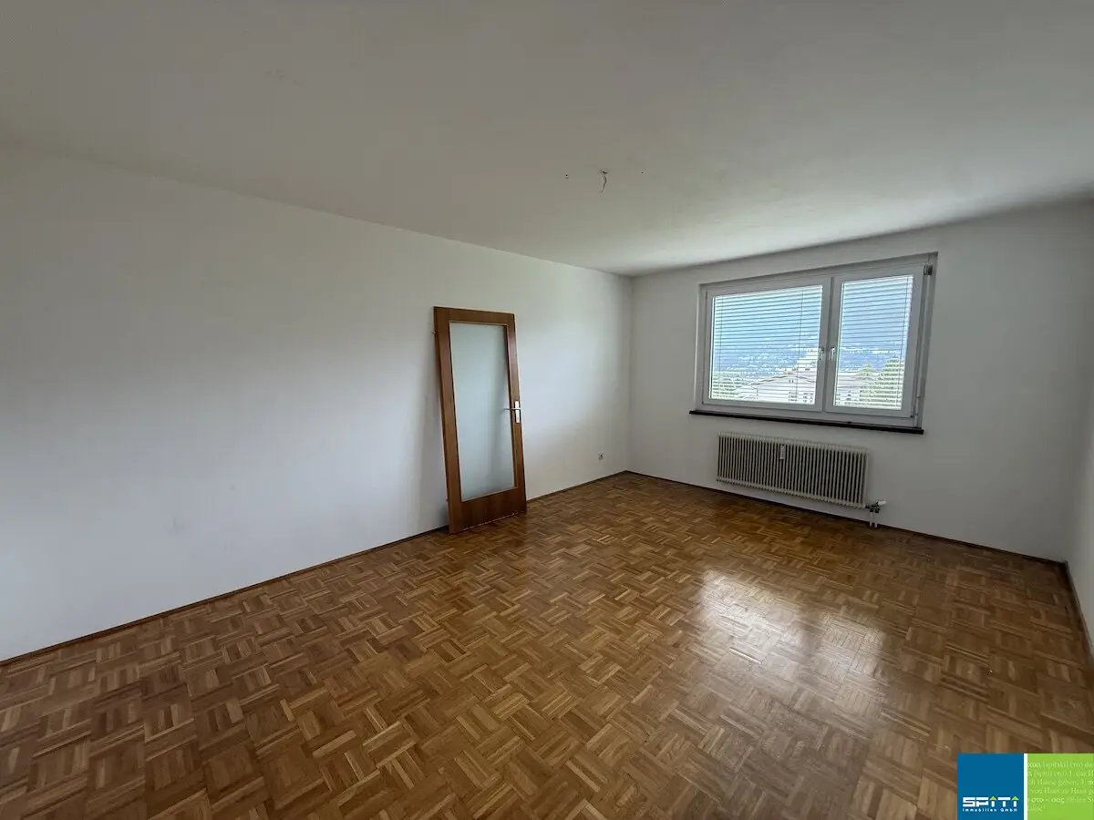 Nötsch im Gailtal: 2 Zimmerwohnung mit Loggia im 2. OG