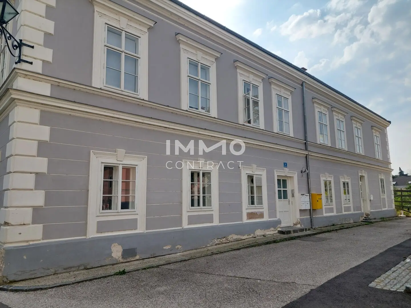 Charmantes Wohnen im Herzen von Pöchlarn – 3 Zimmer Altbauwohnung nahe Donau &amp; Pfeiferturm