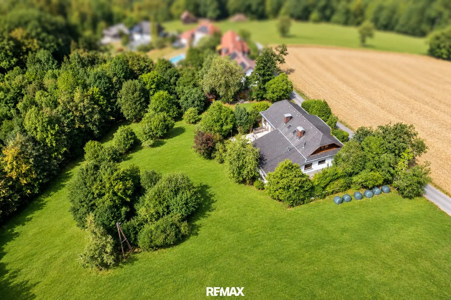NEW PRICE! ST. ULRICH | 283 m² LIVING SPACE ON 2.291 m² PLOT I exclusive living in absolute quiet location!