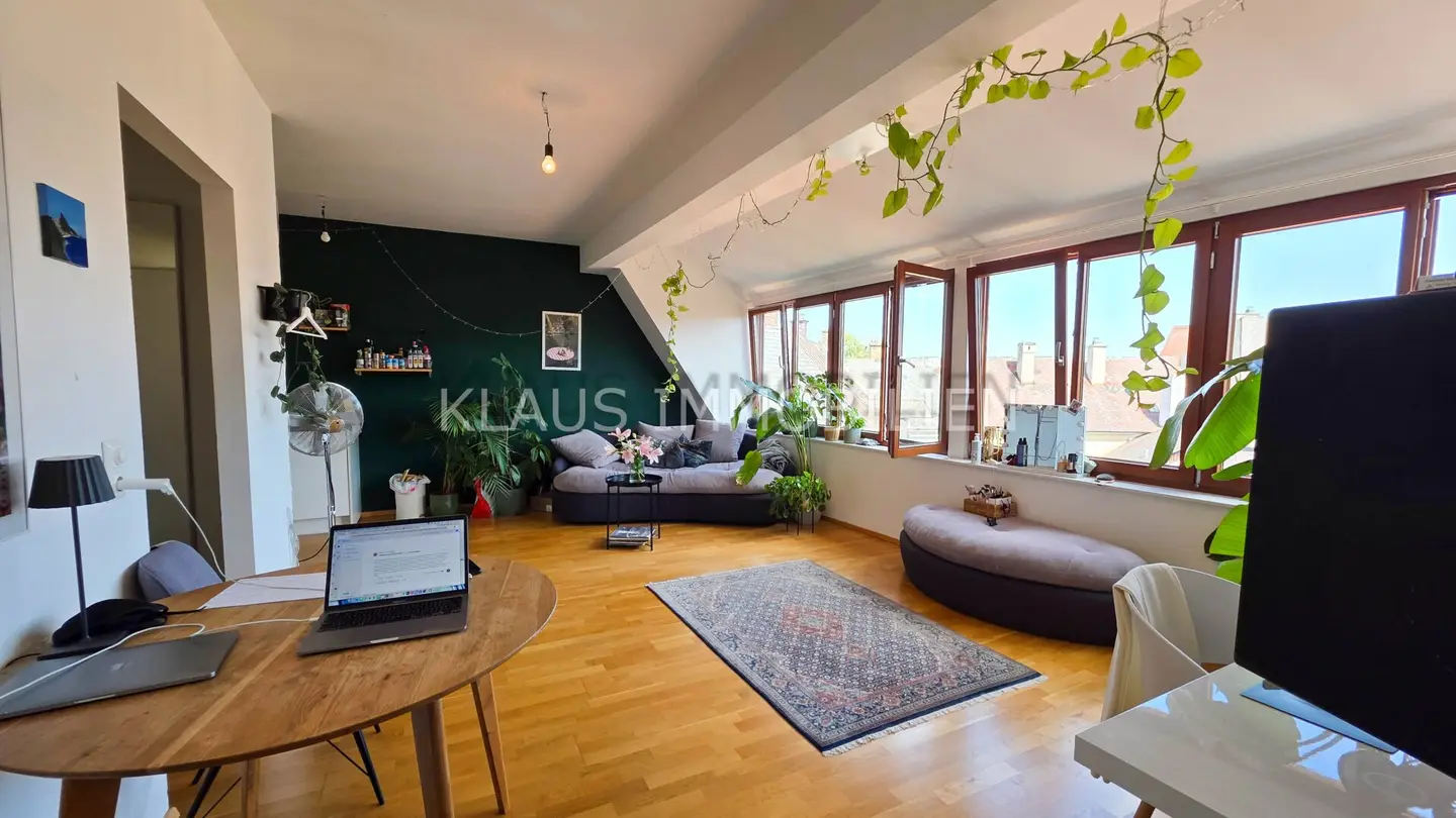 Rent: KREMS - living in the centre with a magnificent view over the old town
