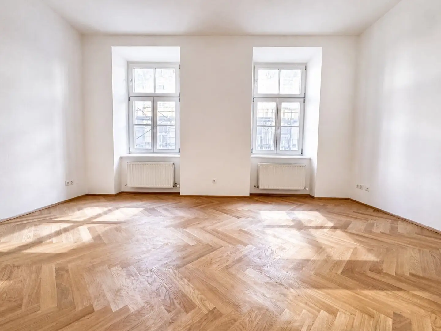 ideally connected: UNO City, SFU, Webster Uni, WU Vienna - stylish period apartment 4 rooms - 2 bathrooms - first occupancy after general renovation