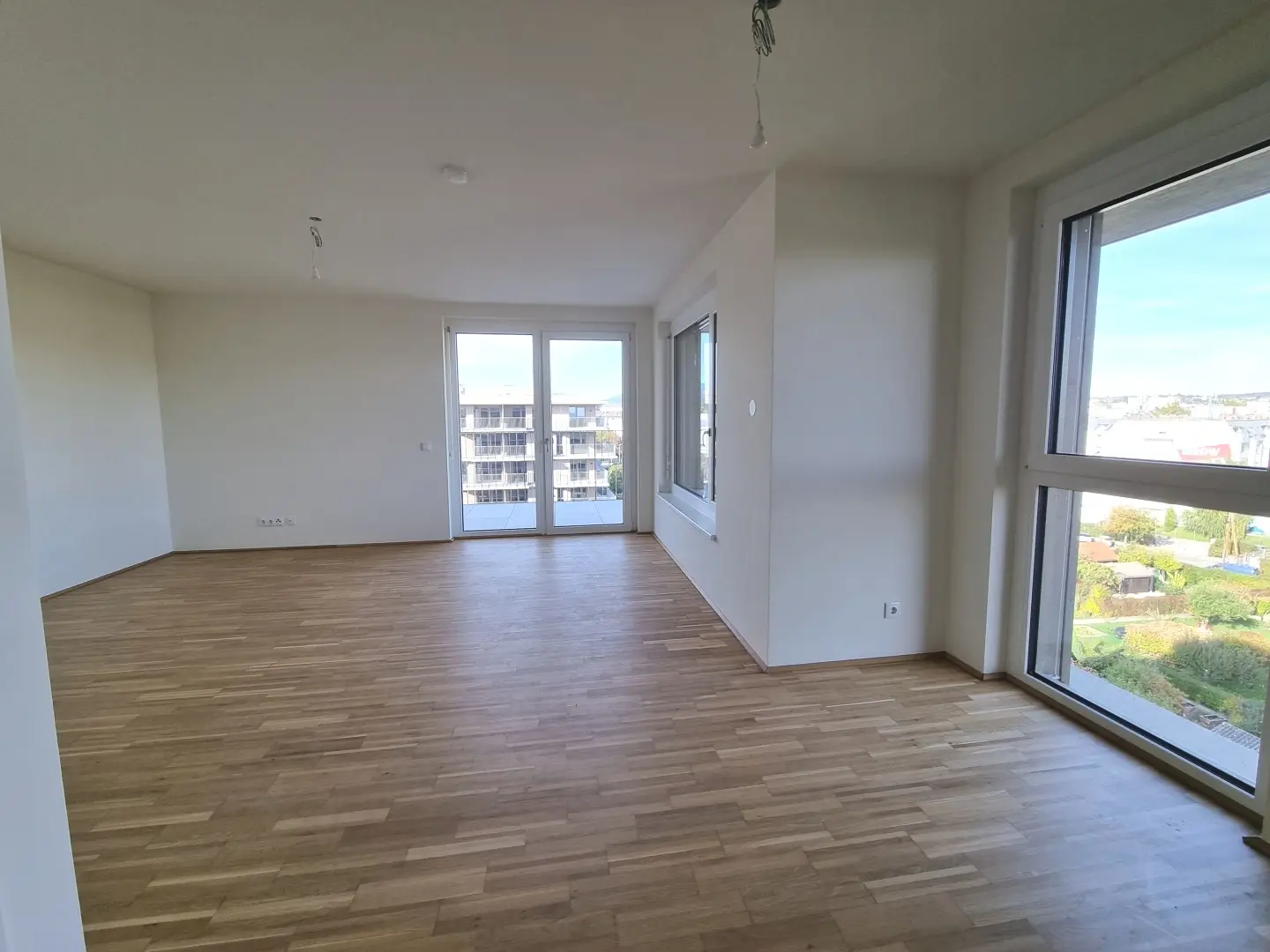 Nachhaltige lichtdurchflutete Wohnung mit Balkon und Lift