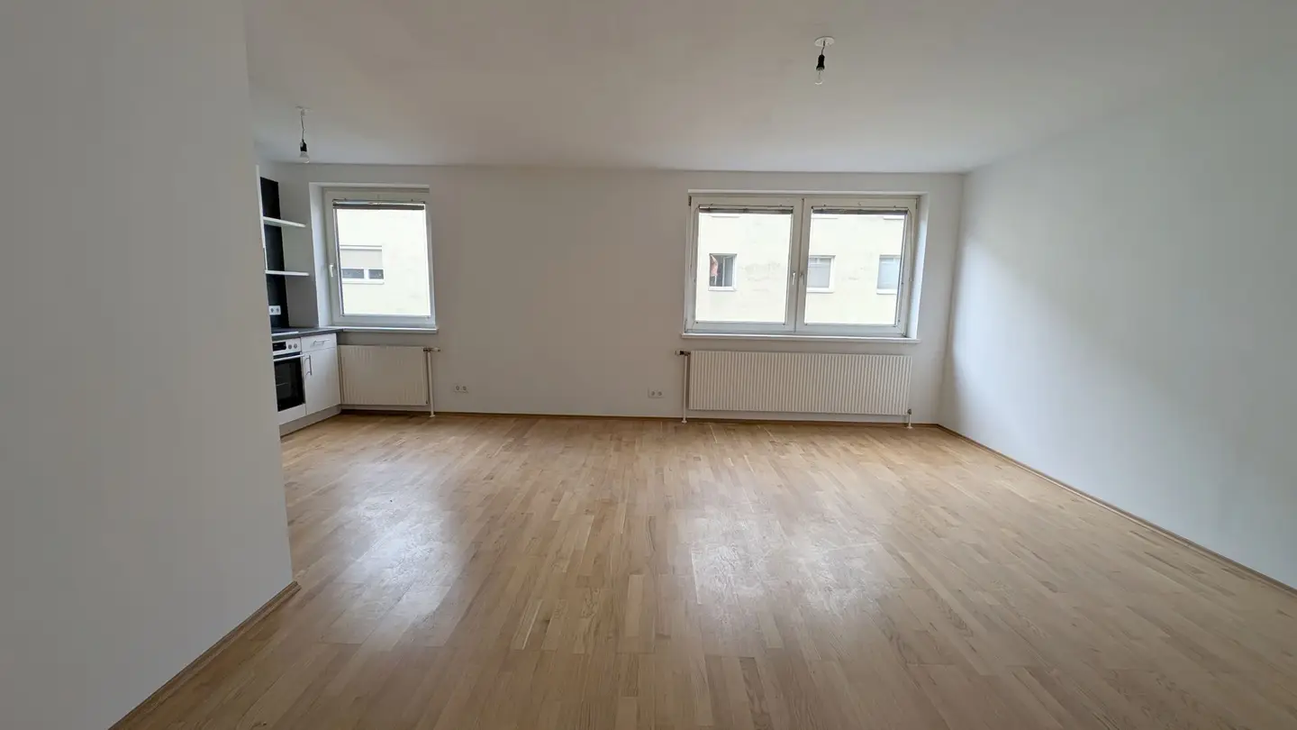 Helle Wohnung in ruhiger Seitengasse mit Lift