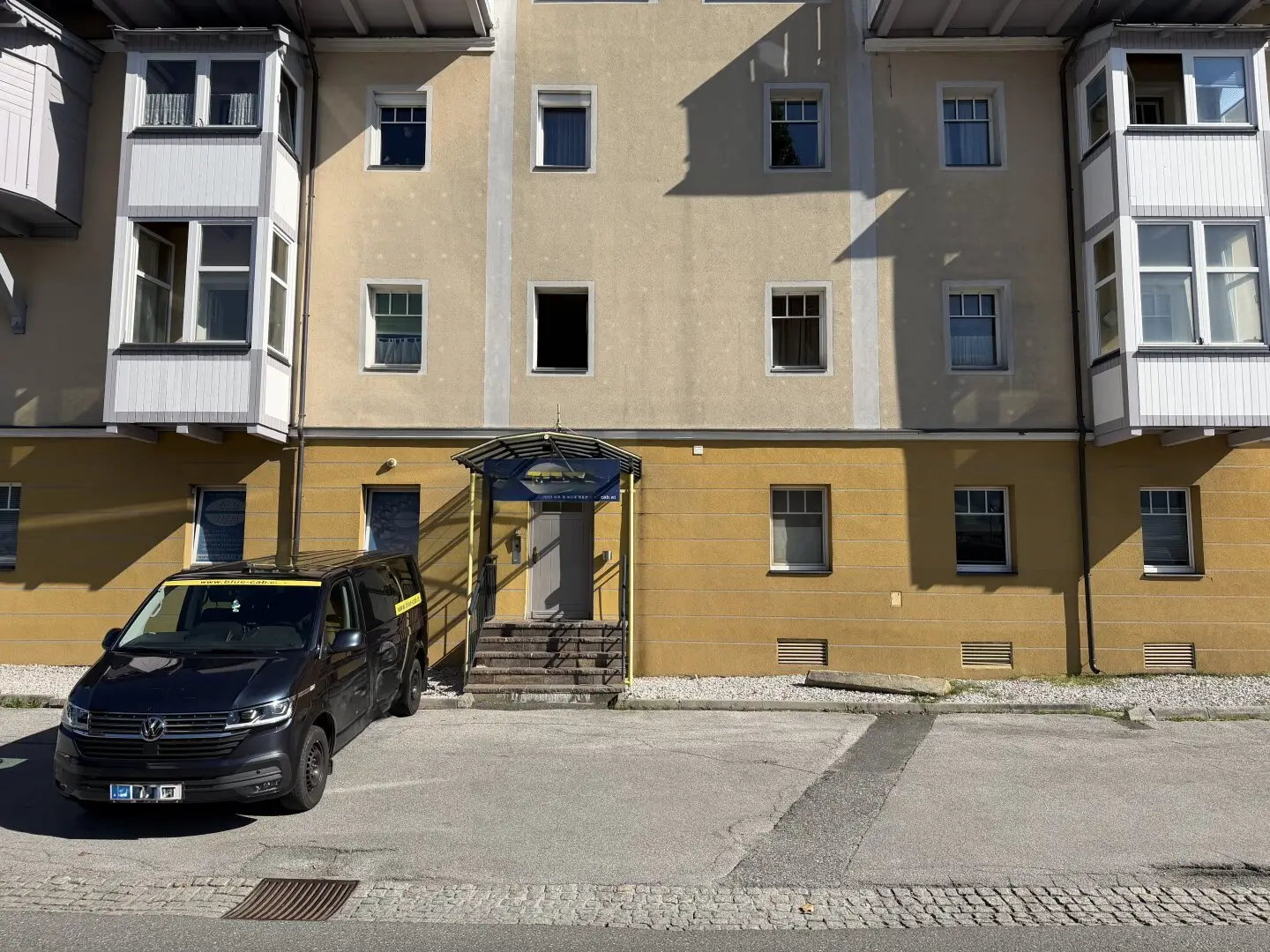 Office in the residential and commercial building in Saalfelden
