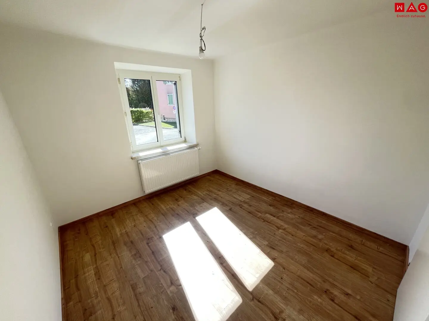 Erstbezug nach Komplettsanierung - 3 Zimmer Erdgeschoßwohnung