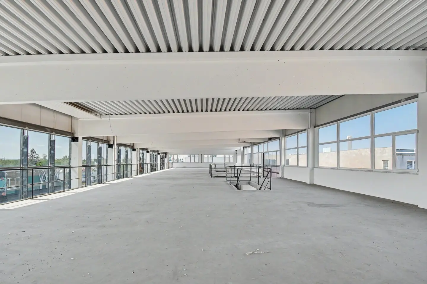 Versatile commercial spaces in Seyring