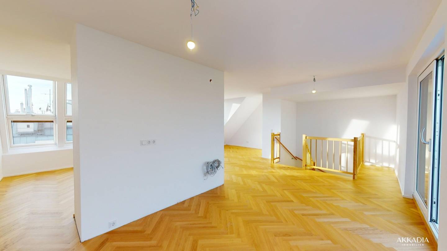 Attic Conversion I 4 Rooms I Terrace