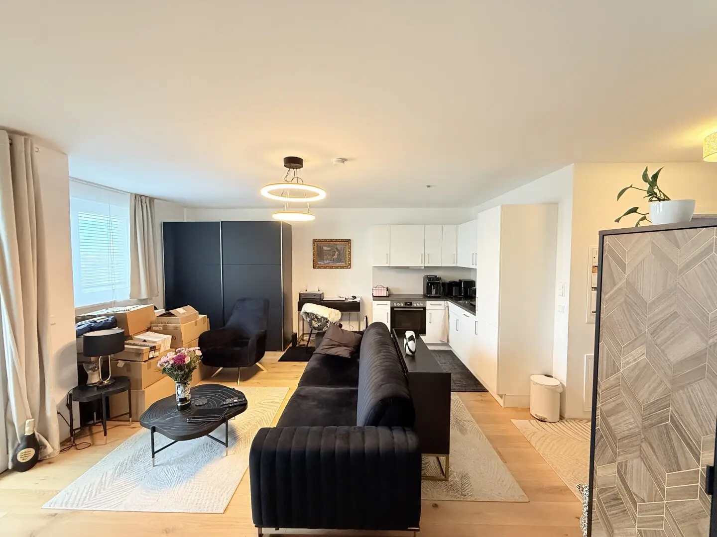 Wunderbare 2-Zimmer Wohnung in Top Lage bei der U3! Ab 01.01.2027