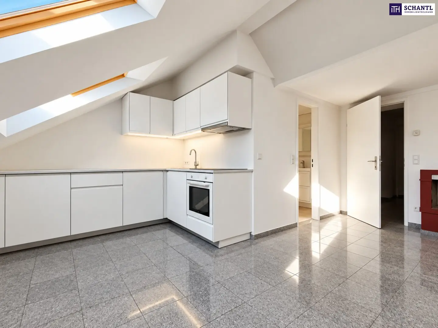 AB SOFORT ++ Großzügige 2- Zimmerwohnung mit extra Küche und Galerie + U3 Schlachthausgasse +