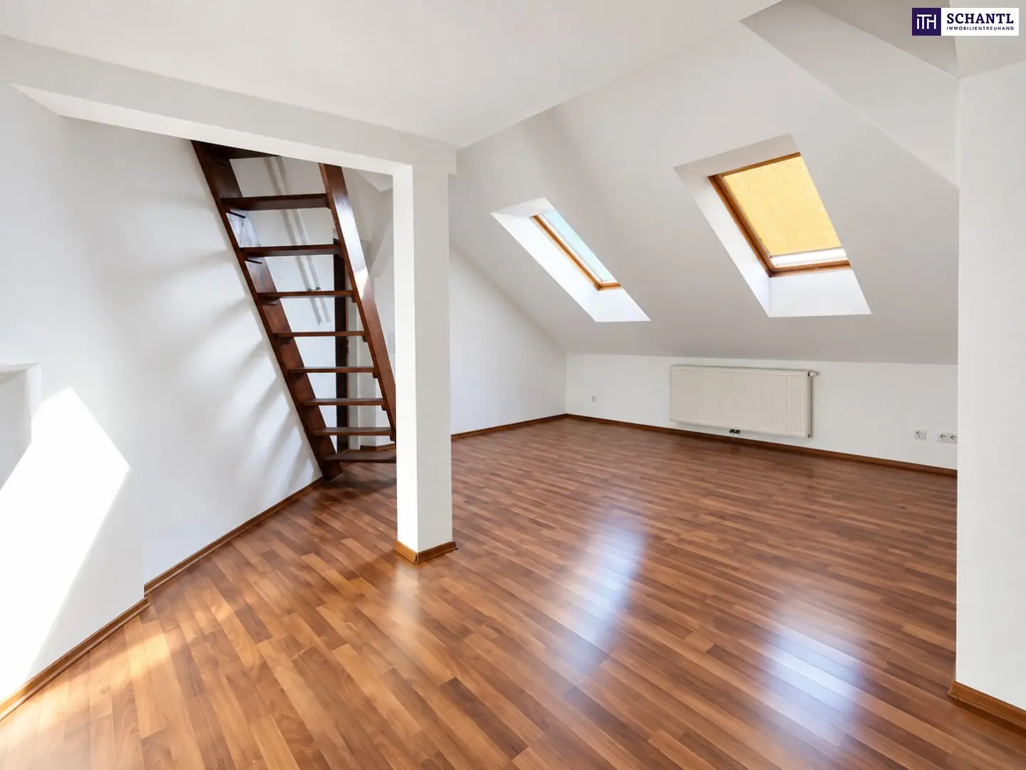 AB SOFORT ++ Großzügige 2- Zimmerwohnung mit extra Küche und Galerie + U3 Schlachthausgasse +